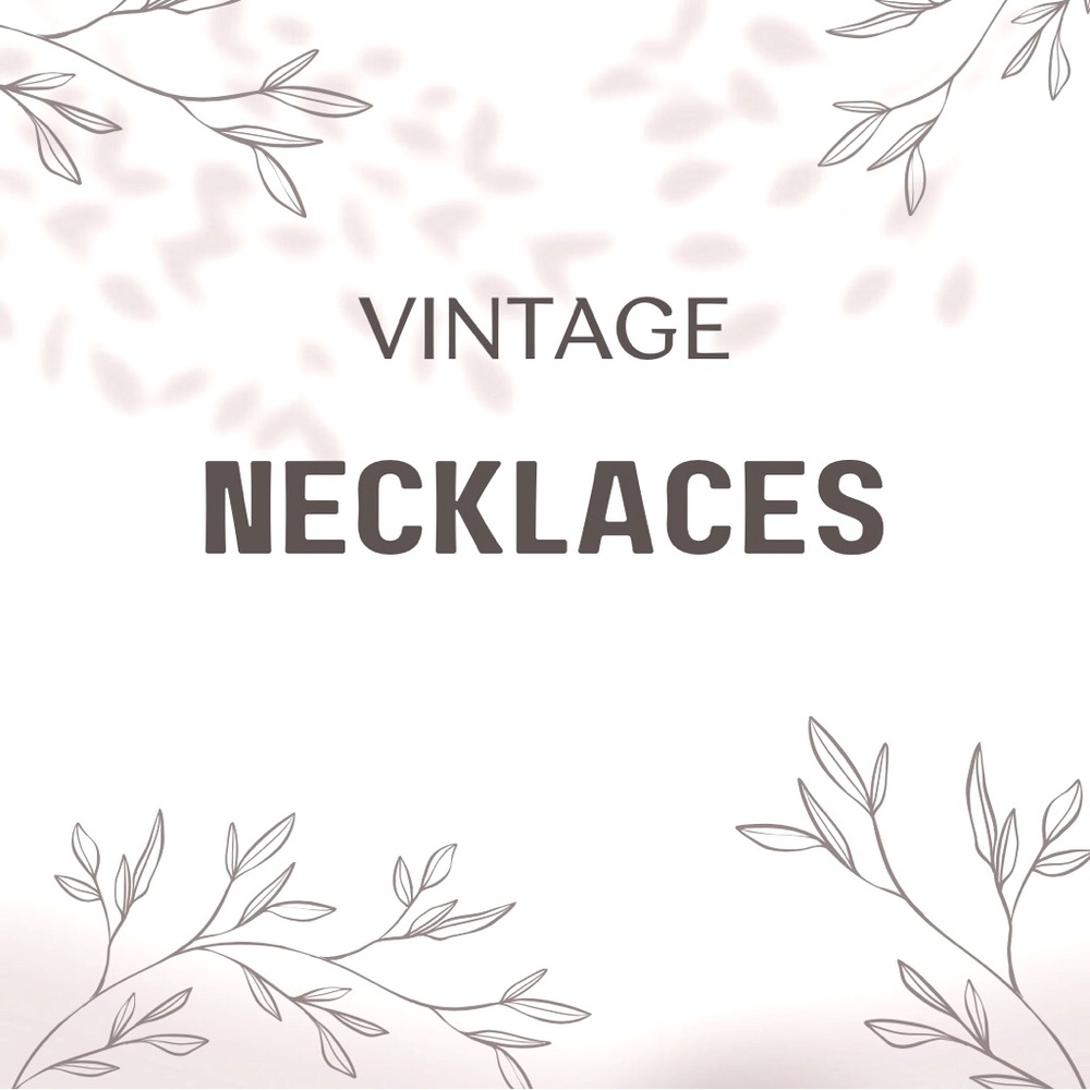 CLOSET DIVIDER Necklaces Vintage
